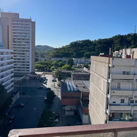 Encsi Apartmán *